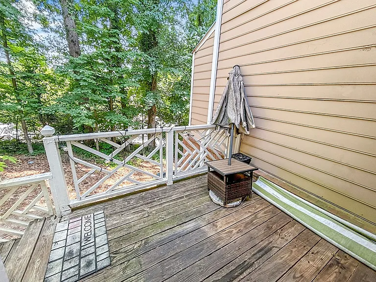 7500 Roswell Rd #11 — Photo 29