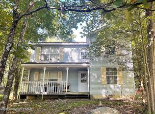 4108 Oak Ln, Bushkill, PA 18324