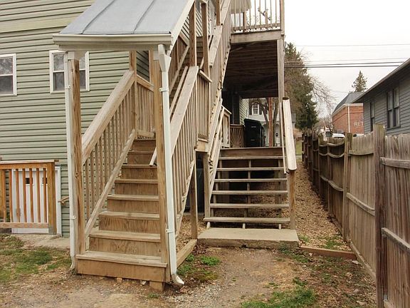 2nd image of 313 Main St S #3