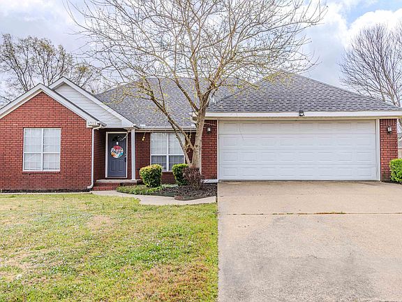 3rd image of 4307 Cypress Springs Rd