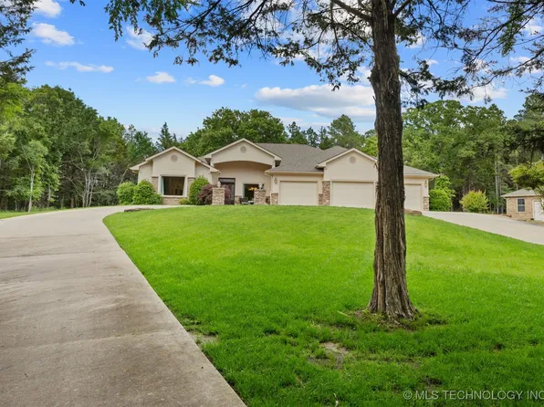 2100 E 21st St, Ada, OK 74820