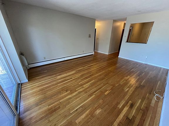2nd image of 252 Spring St #20