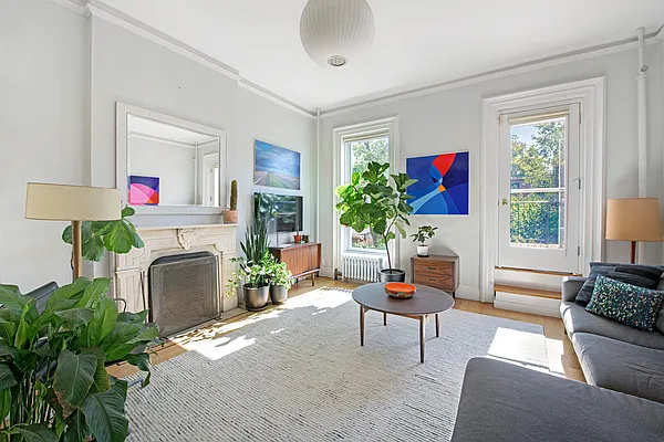 Sold by Compass | media 1