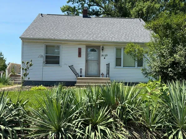 1629 Elkerton Ave, Kalamazoo, MI 49048