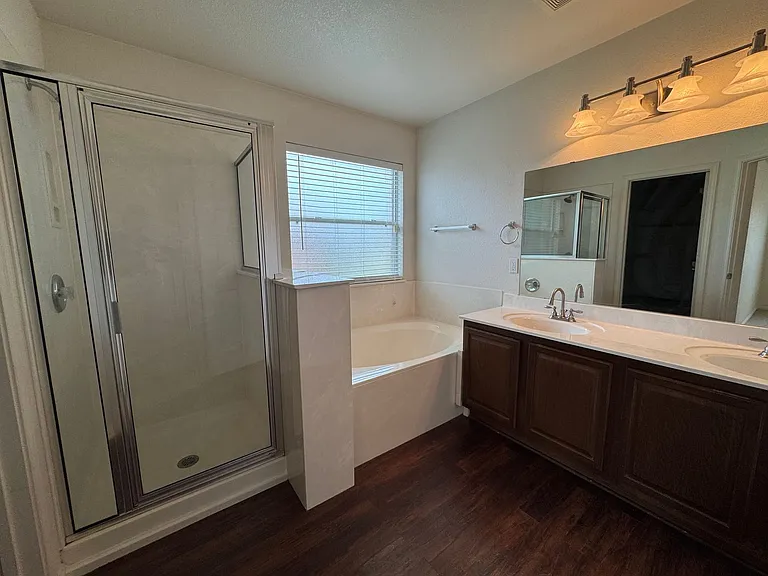 2209 Riley Dr — Photo 20