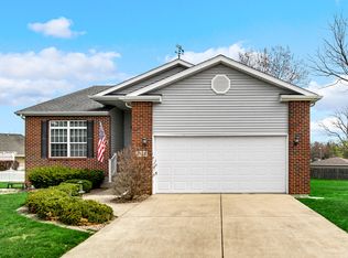 1434 Rhett Ct, Schererville, IN 46375