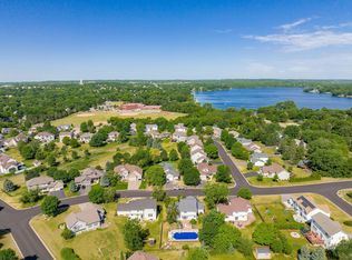 20328 Ipava Ave, Lakeville, MN 55044
