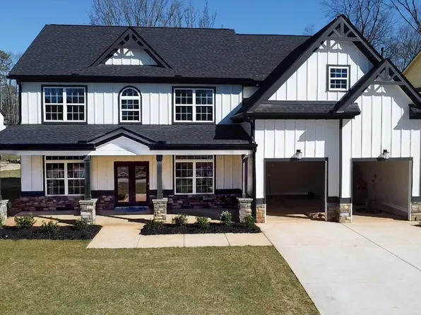 1080 Eastview Rd NE, Conyers, GA 30012