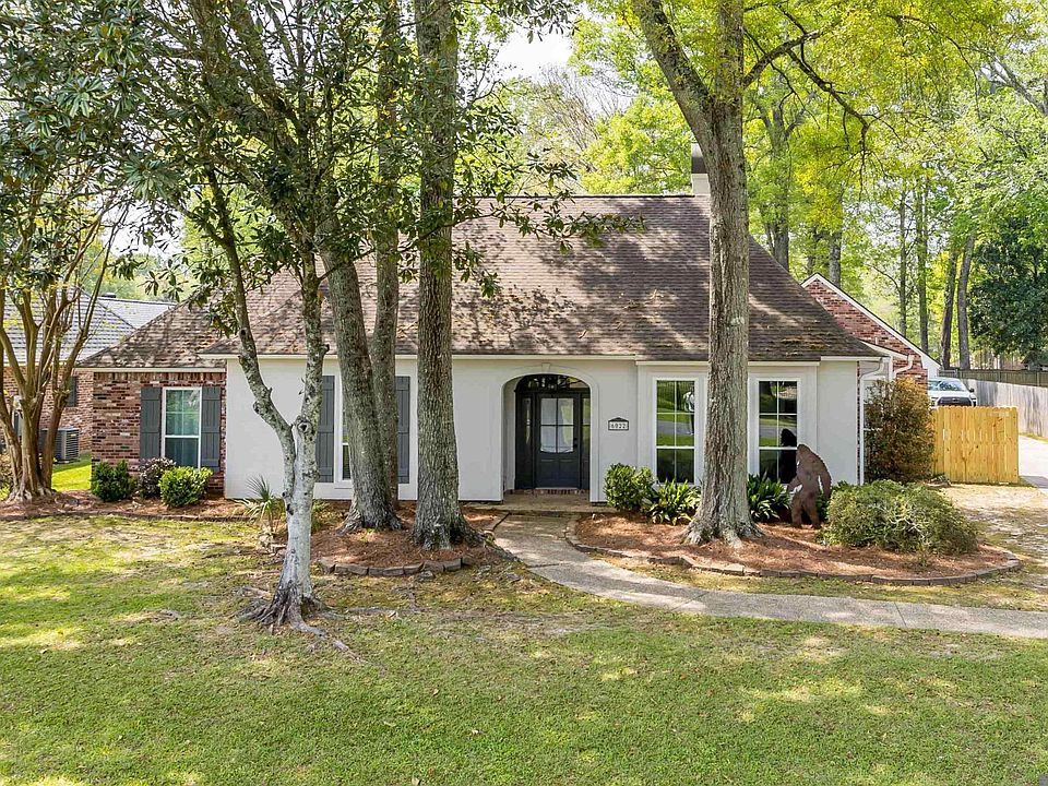 1st image of 6022 Grand Coteau Dr