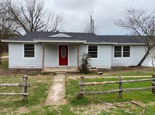 163 Irving Dr, Whitney, TX 76692