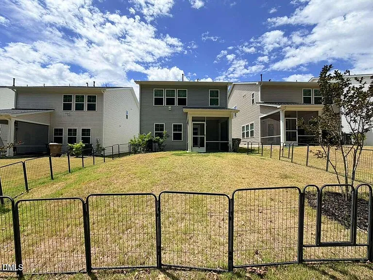 319 Aster Bloom Ln — Photo 20