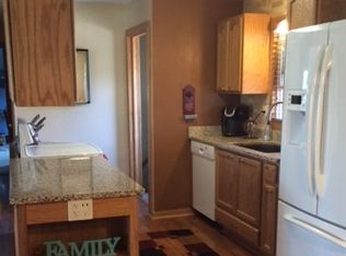 N89W13585 Bonnie Ln, Menomonee Falls, WI 53051