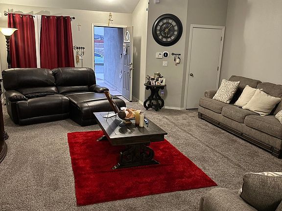 4th image of 453 Villa Ysleta Dr