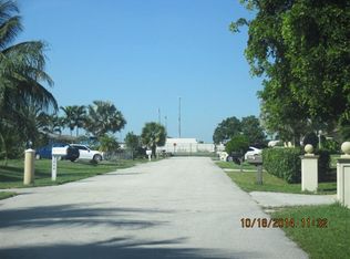 3447 Sapphire Rd, Lake Worth, FL 33462