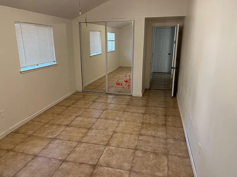 111 Covey Rd — Photo 26