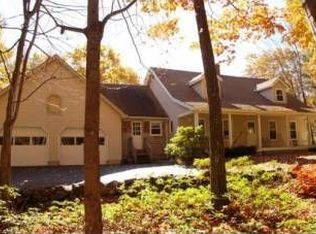 1 Crockett Dr, Bow, NH 03304