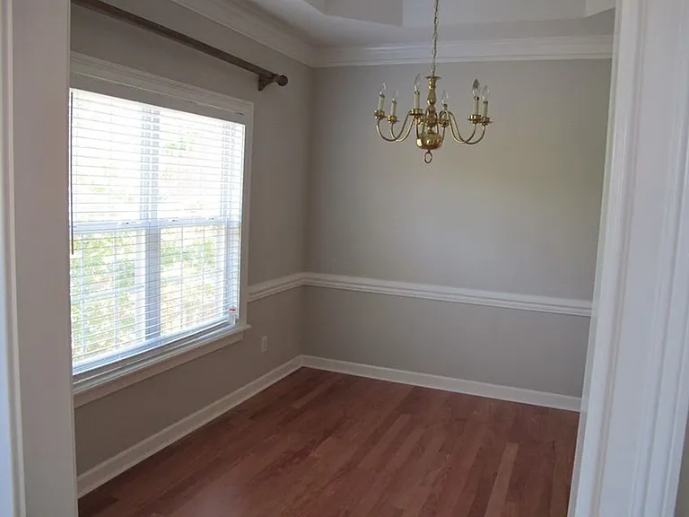 716 Crown Point Ct — Photo 11