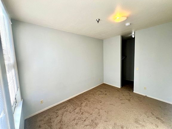 5th image of 305 S 16th St APT 407