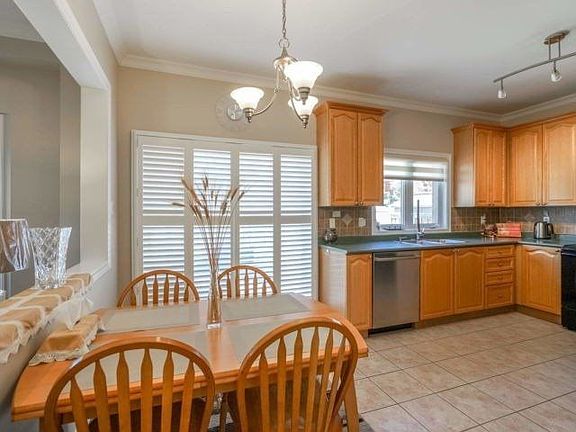 3rd image of 2455 Hertfordshire Way