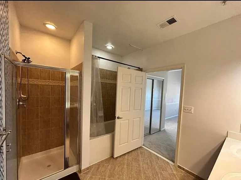 7210 Darby Downs #R — Photo 11