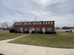301 W Walnut St, Botkins, OH 45306