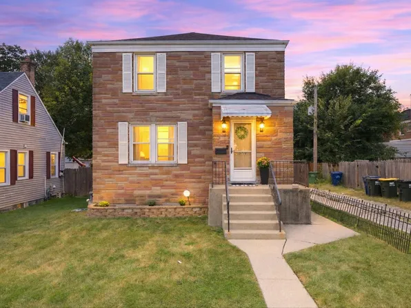 8716 S Richmond Ave, Evergreen Park, IL 60805