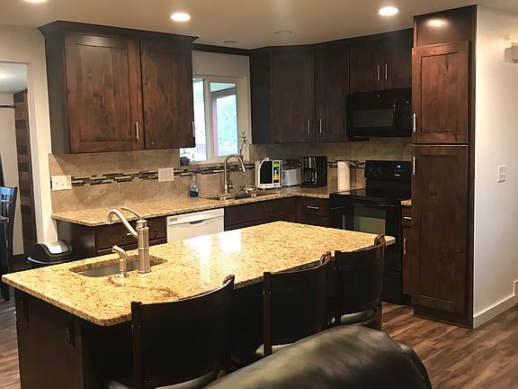 3rd image of 3754 W Tuscaloosa Way