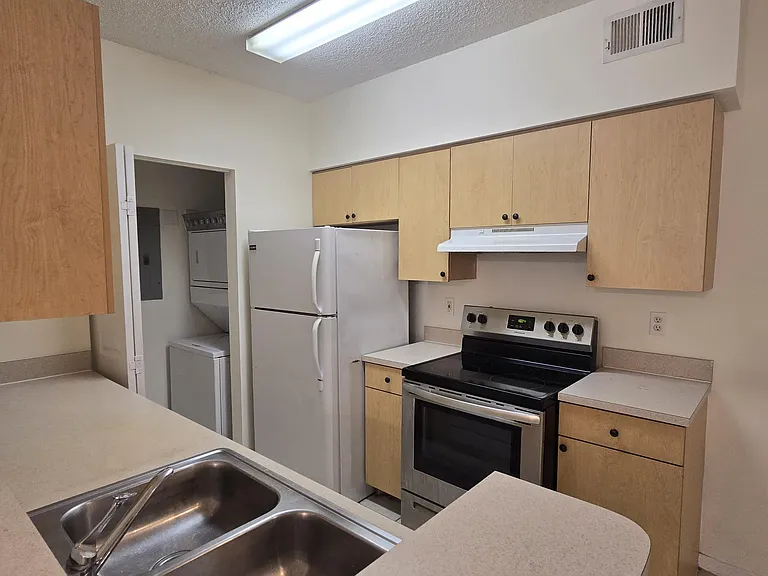 10306 Fox Trail Rd S #912 — Photo 15