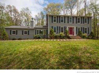 8 Victoria Ln, Marlborough, CT 06447