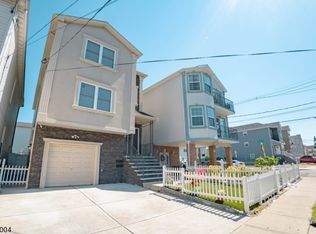 1025 E Grand St, Elizabeth, NJ 07201