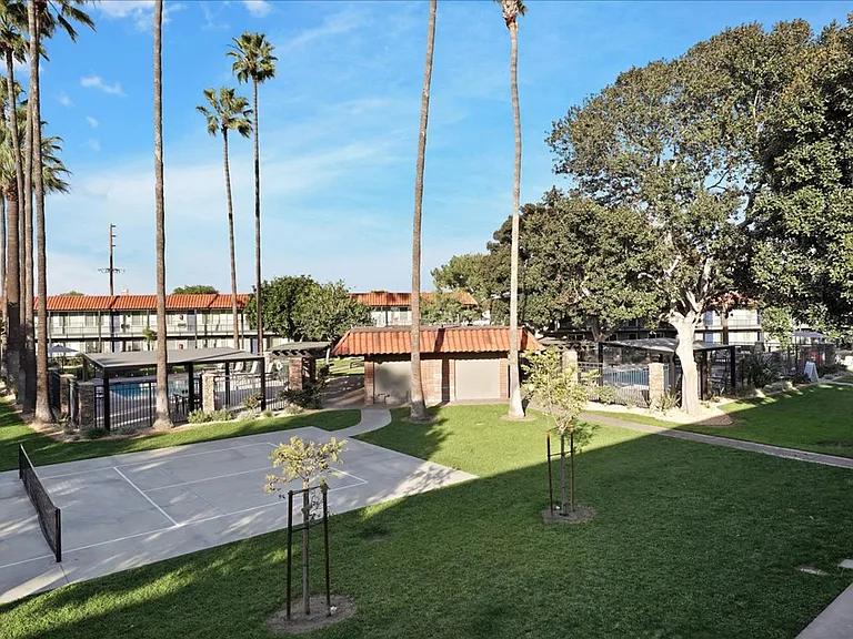 Tierra Palms Apartment Homes — Photo 96