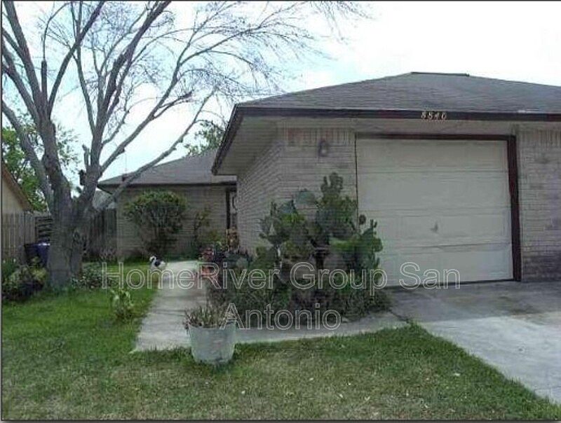 1st image of 8840 Meadow Trace St