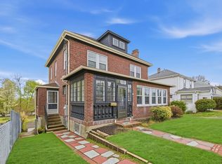 195 Sea St, Quincy, MA 02169