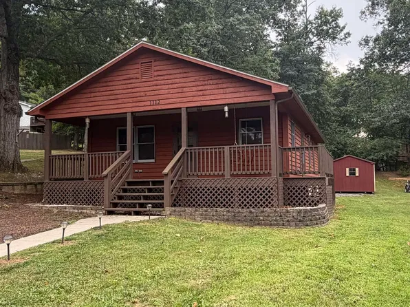 1112 Reservoir St, Waynesboro, VA 22980