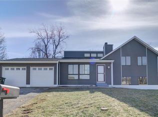 2328 Oakbark St, Miamisburg, OH 45342