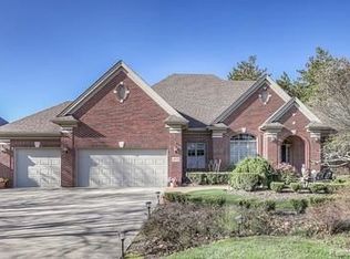 1839 Prestwick Ct, Oxford, MI 48371
