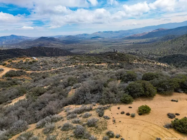 0 Bronsbury Rd #11, Tehachapi, CA 93561