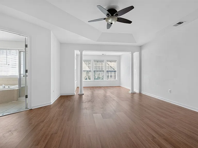 2347 Battery Hill Cir — Photo 17