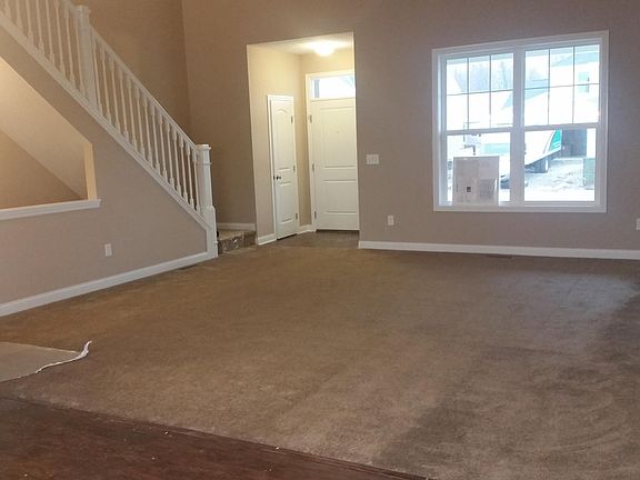 3rd image of 125 Halcyon Dr #92