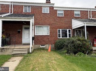 645 Queensgate Rd, Baltimore, MD 21229