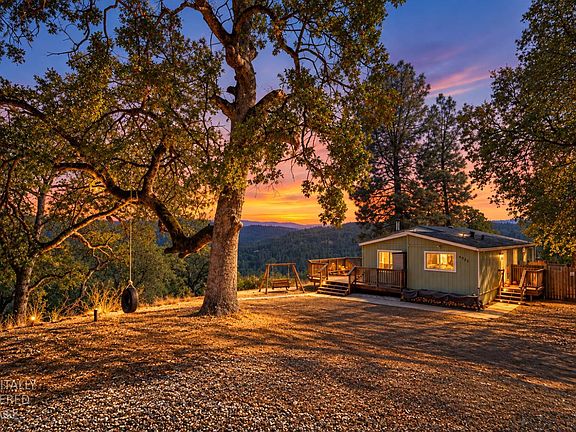 2nd image of 4055 Rancho Montes Dr