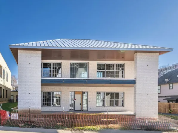 212 N Church Ave, Fayetteville, AR 72701