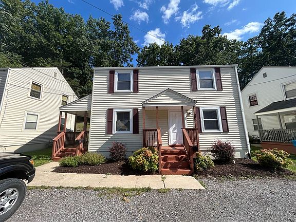 2nd image of 3020 Sweetbrier Ave SW #3020