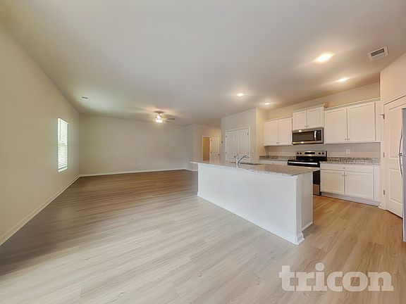 3rd image of 6432 Lowe Ln