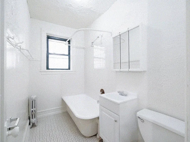 4606 N. Hermitage — Photo 18