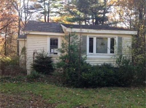 2nd image of 118 Main St #A