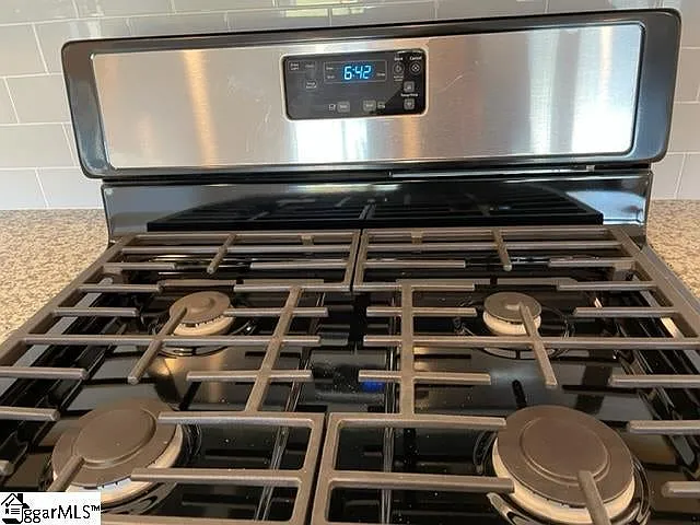 4 Outback Dr — Photo 8