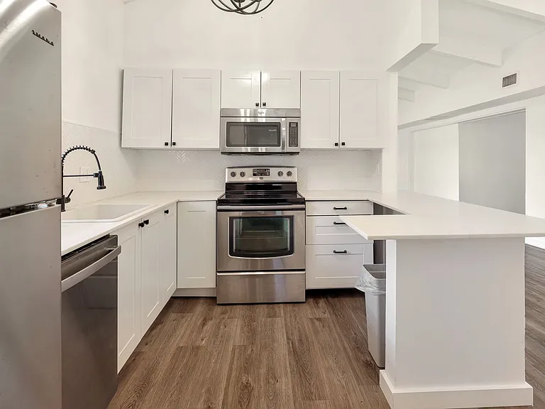 6624 Fairway Dr — Photo 8