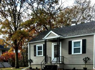 1110 26th St, Rock Island, IL 61201