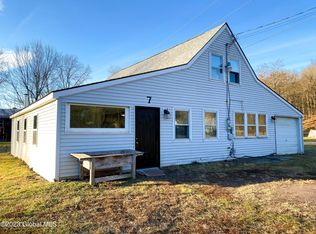 7 Morgans Ln, Comstock, NY 12821